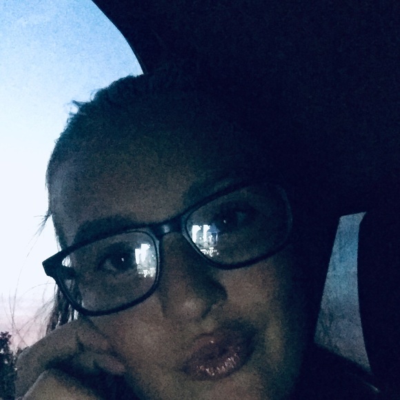 Meet your Posher, Breece - Picture 1 of 1